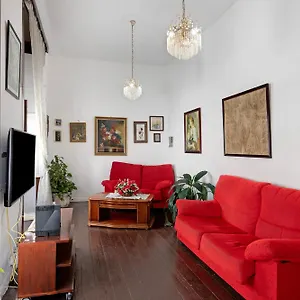 https://casa-clsica-santa-cruz-de-la-palma.in-canary-islands.com