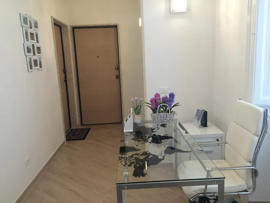 Sweet Roman Dream Apartment 0*, Rome